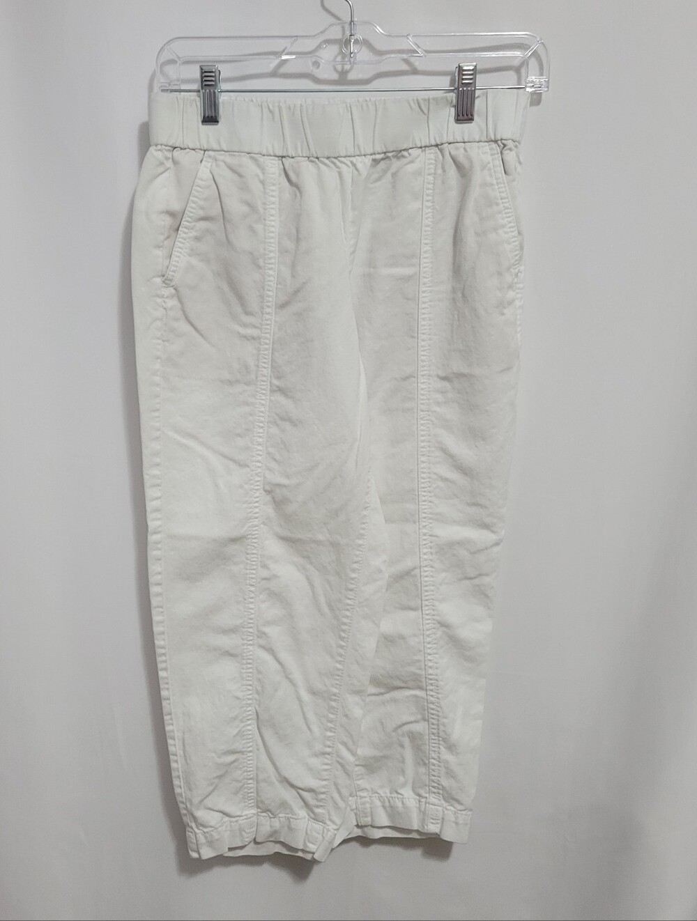 Talbots White Pull-On Capri Pants, Size P4, Linen Blend